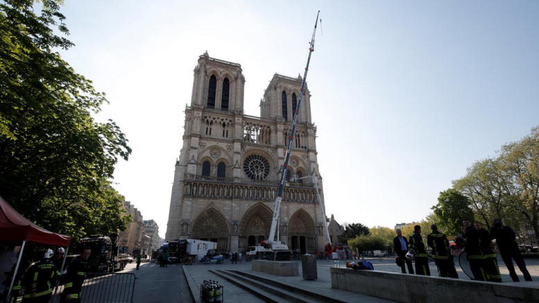 panagia-twn-parisiwn.jpg