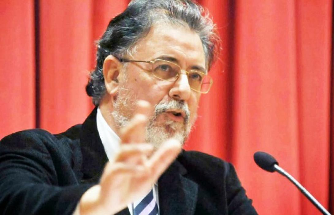 Πανούσης