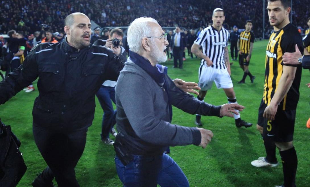 paok_aek_savidis.jpg