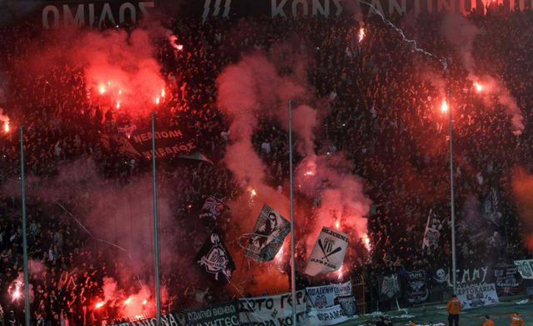 paok_thyra4.jpg
