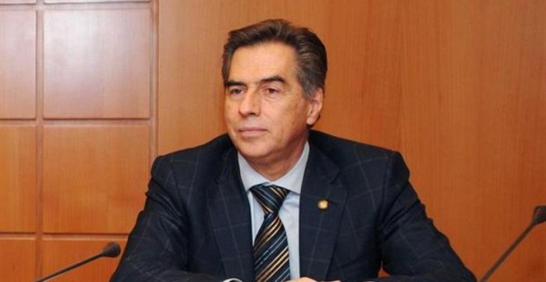 Βγήκε από το χειρουργείο ο Βασίλης Παπαγεωργόπουλος
