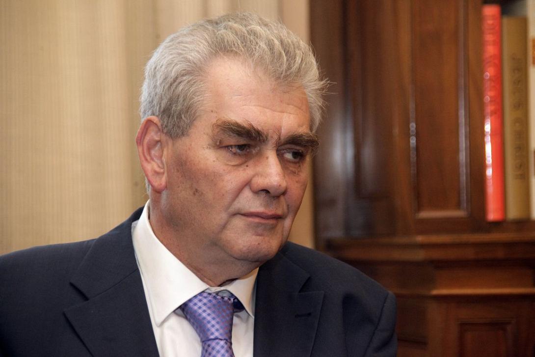 παπαγγελοπουλος