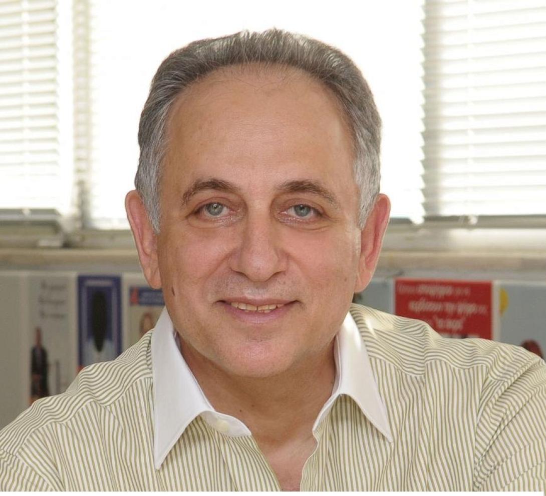 Τα «πολιτικά τζάκια» κάνουν κακό στην πολιτική 