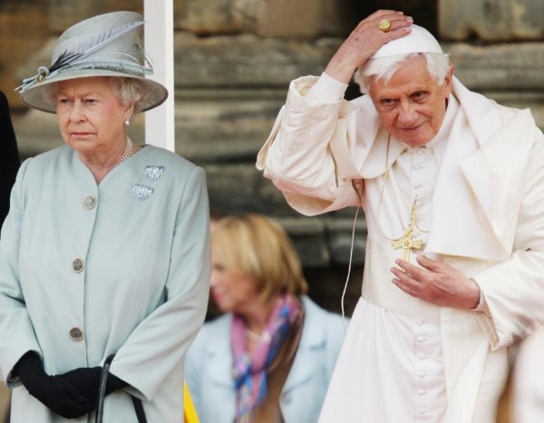 Τον Απρίλιο η συνάντηση του πάπα Φραγκίσκου με τη βασίλισσα Ελισάβετ