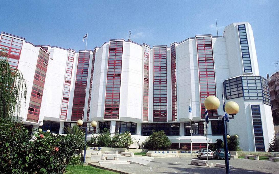μπογιές καθηγήτρια