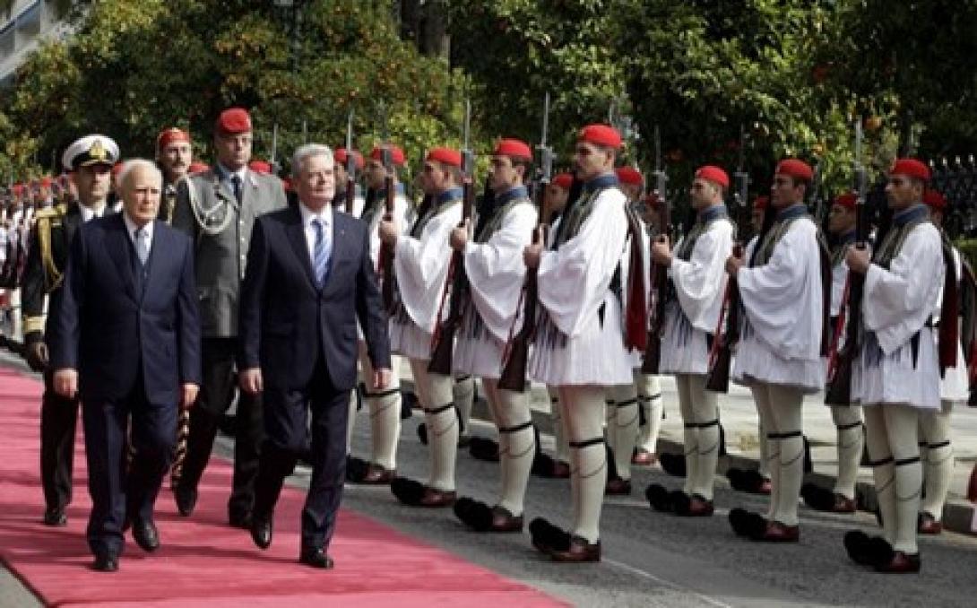 Έθεσε θέμα  αποζημιώσεων ο K. Παπούλιας στο Γερμανό ομόλογο του 