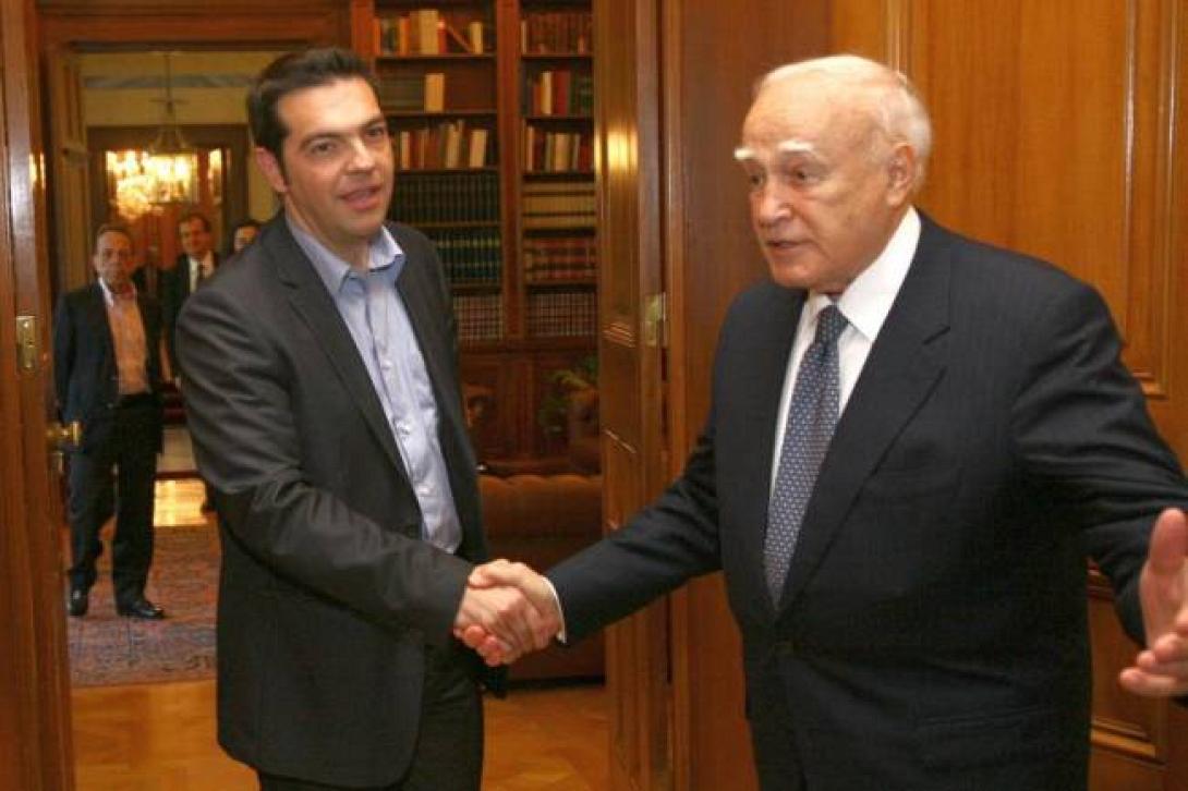 Το μεσημέρι η συνάντηση Παπούλια - Τσίπρα
