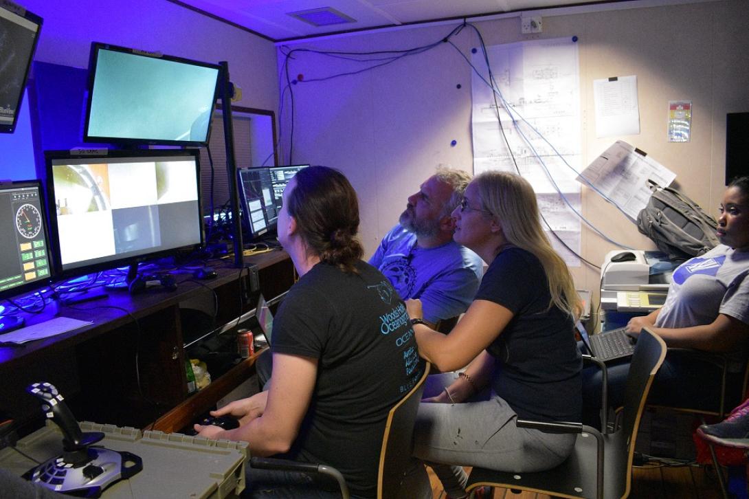 ηφαίστειο σαντορίνη έρευνες