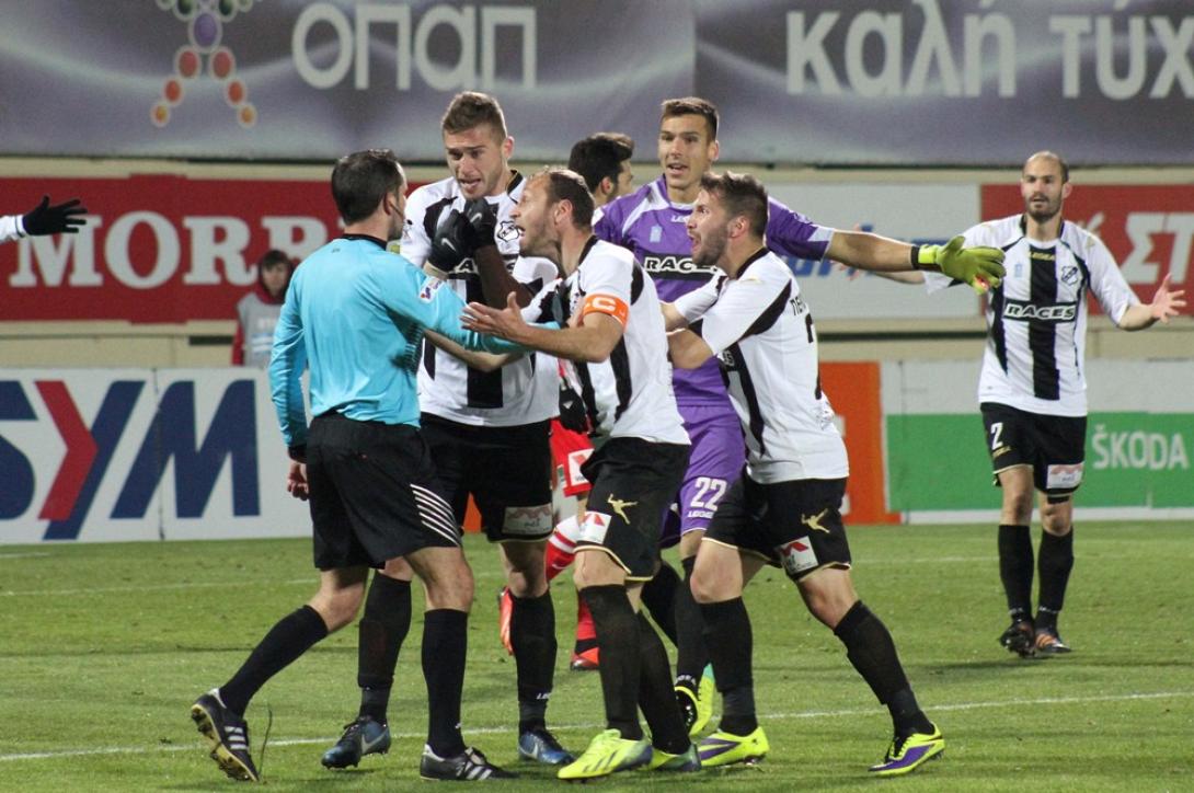 Δάκρυα στα αποδυτήρια του ΟΦΗ 