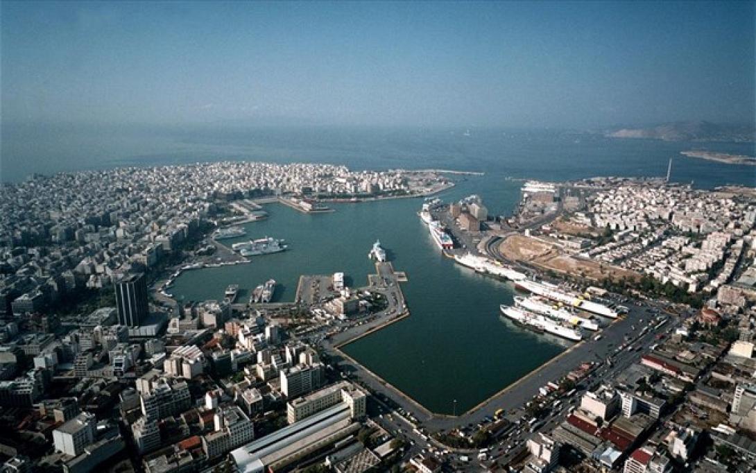 ΤΑΙΠΕΔ: Αντίστροφη μέτρηση για την ιδιωτικοποίηση του λιμανιού του Πειραιά