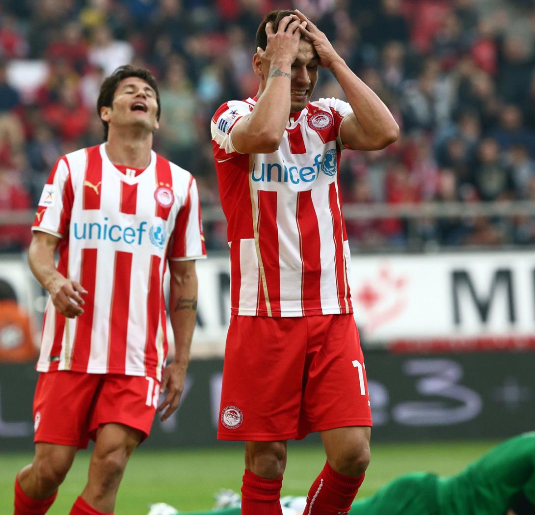 Ολυμπιακός:Ρήξη πρόσθιου χιαστού ο Πέρεζ