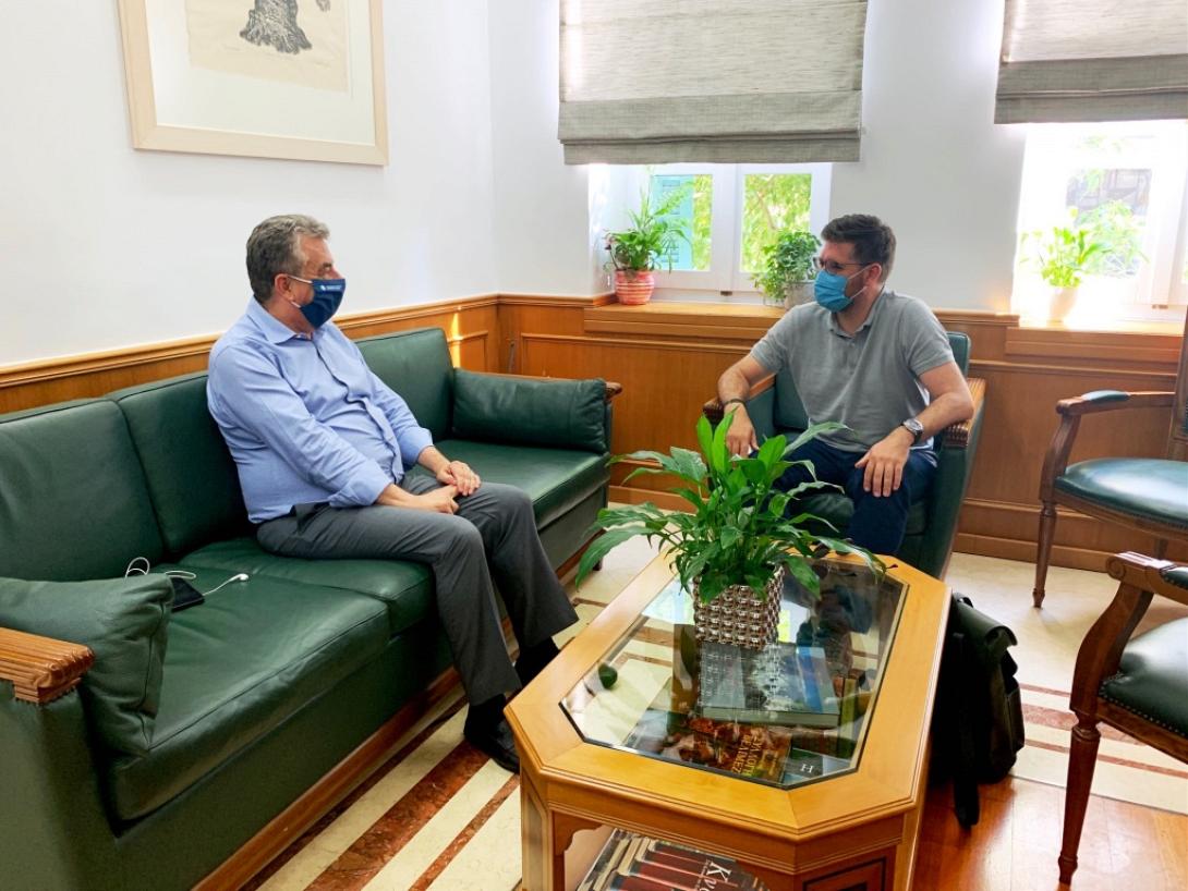 Σταύρος Αρναουτάκης Μενέλαος Μποκέας