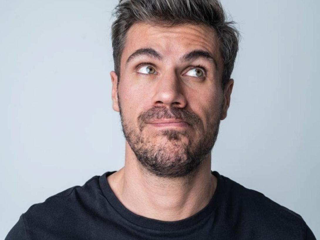 petretzikis-akis1.jpg