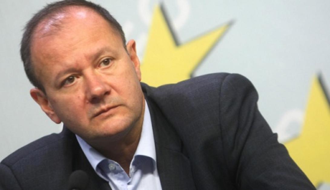 Βουλγαρία: Ο Μιχαϊλ Μίκοφ νέος πρόεδρος του Σοσιαλιστικού Κόμματος