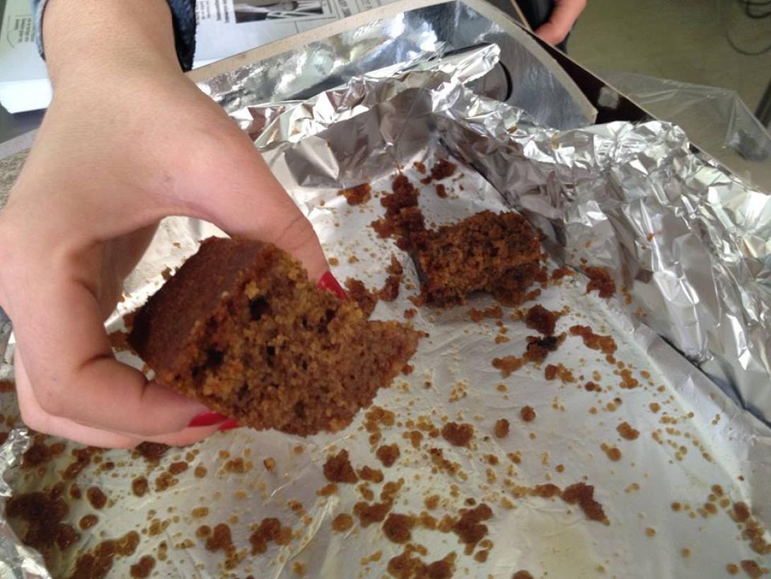 Χαμός με την καρυδόπιτα της .. θείας Δάφνης