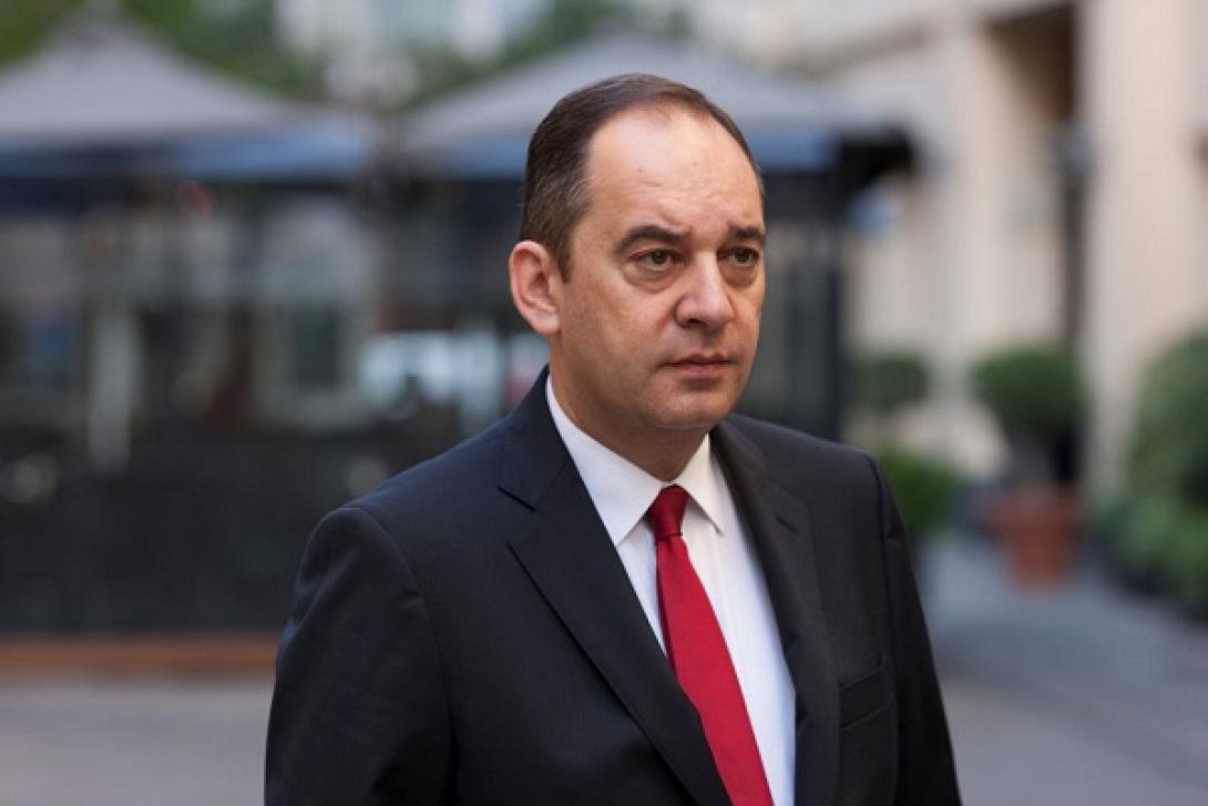 Πλακιωτάκης 