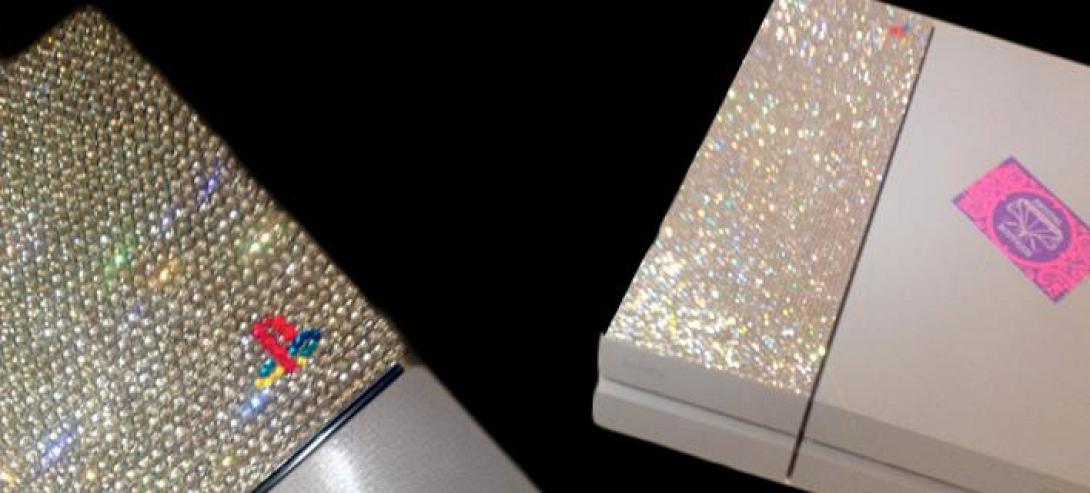 Επετειακό Playstation με ... Swarovski (βίντεο)