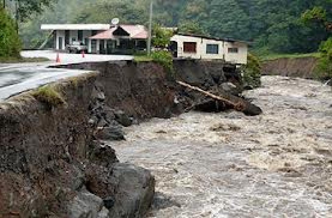 Φονικές πλημμύρες στο Μαρόκο - Πάνω από 30 οι νεκροί
