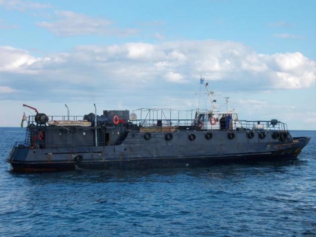 Μεγάλη ποσότητα τσιγάρων σε πλοίο ανοιχτά των Στροφάδων