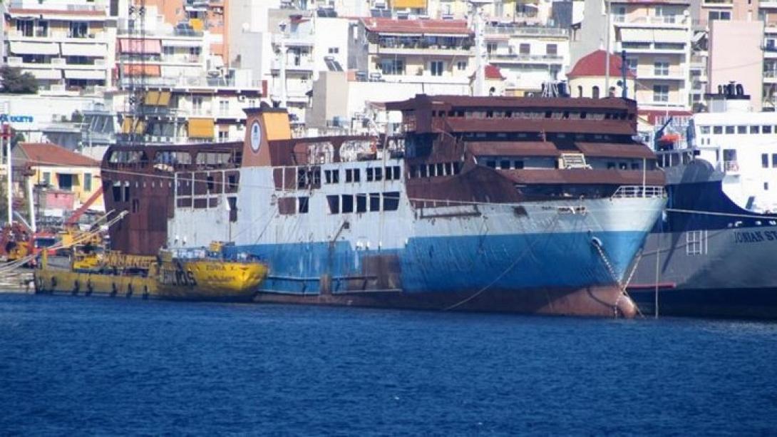 ploiosalamina.jpg