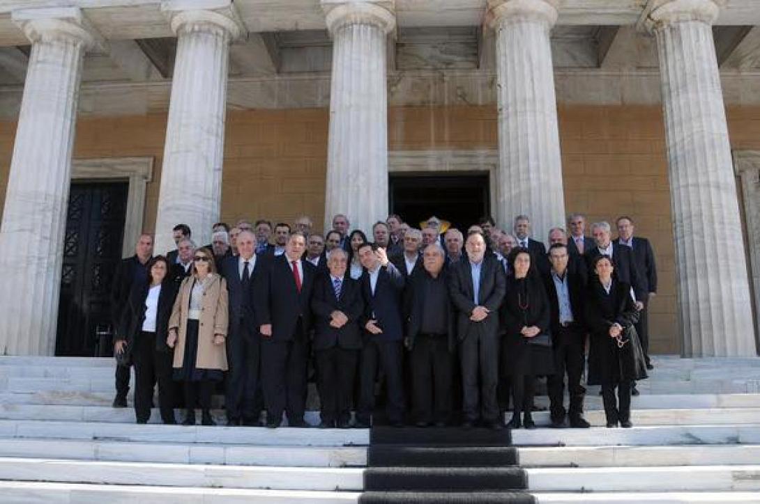 Το tweet Τσίπρα που απαντά σε Μέρκελ, Σουλτς και αγορές