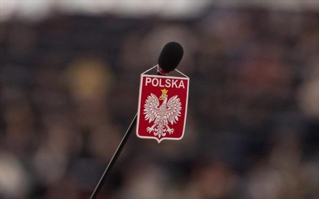 polonia-simaia.jpg