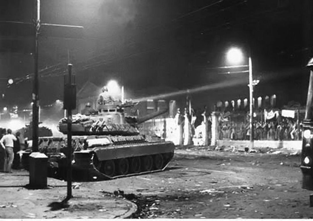πολυτεχνειο 1973.jpg