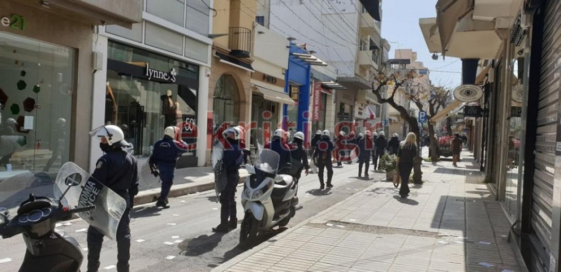 Πορεία στο κέντρο του Ηρακλείου 