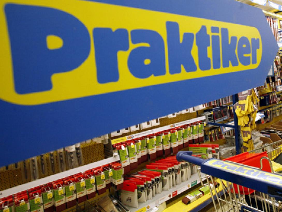 Πωλείται και το Praktiker;