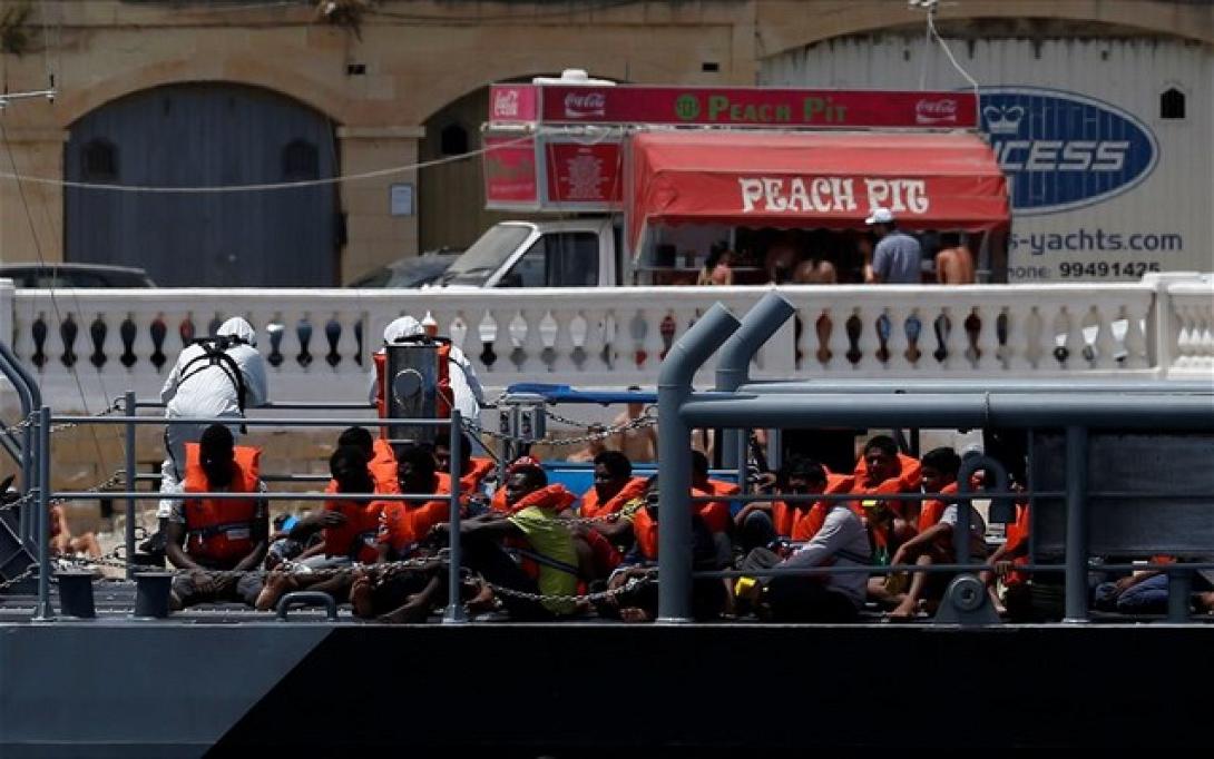 prosfuges-metanastes-metanasteutiko-diasosi-malta.jpg