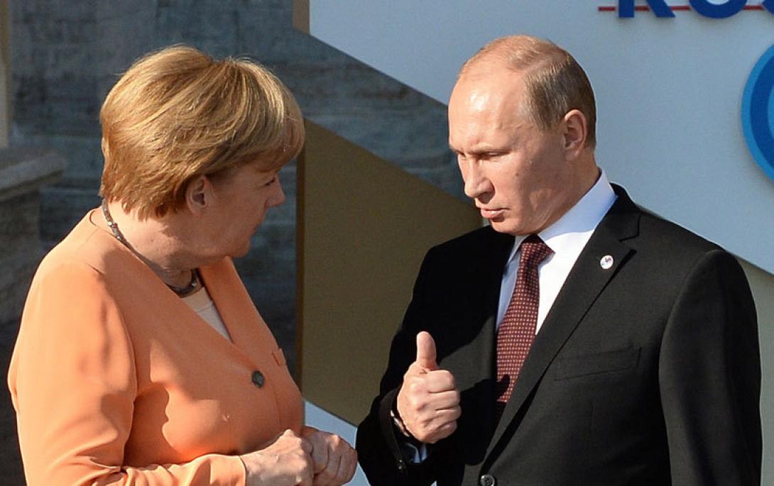 Στο Μουντιάλ Πούτιν και Μέρκελ