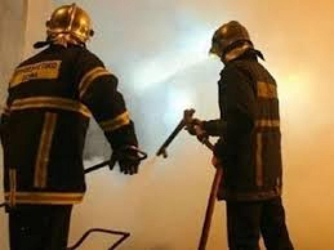 Δύο αυτοκίνητα στις φλόγες τα ξημερώματα στο Ηράκλειο