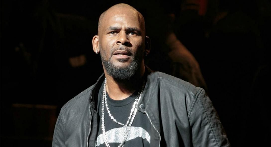r-kelly-2.jpg