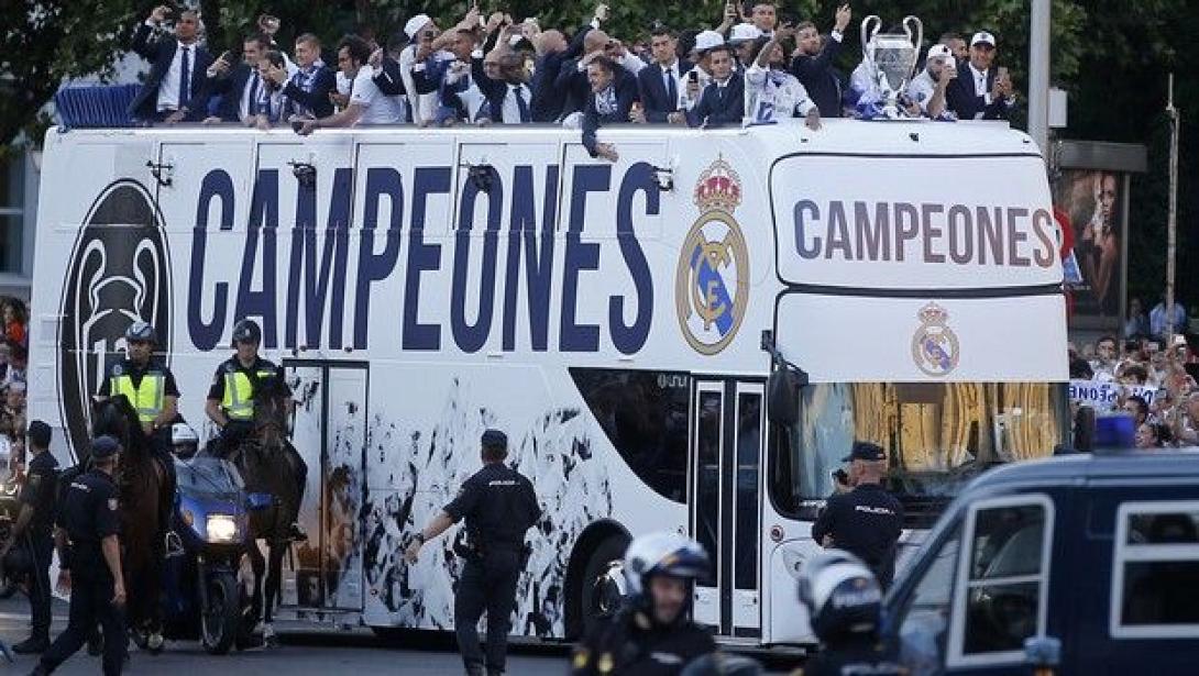 realmadrid-bus.jpg