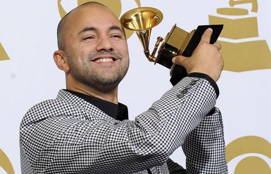 redone_grammys-.jpg