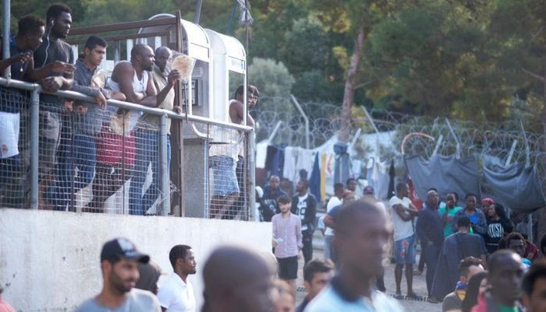 refugees-s-700x400.jpg