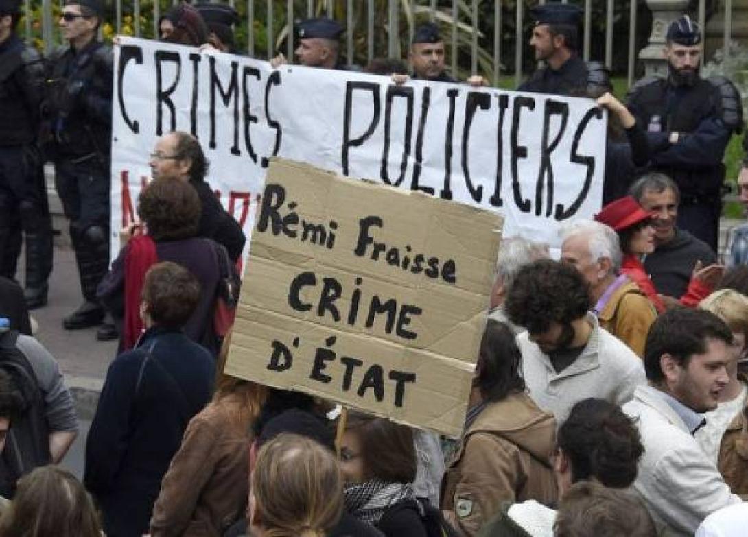 Παρίσι: Κινητοποίηση μαθητών για το θάνατο διαδηλωτή