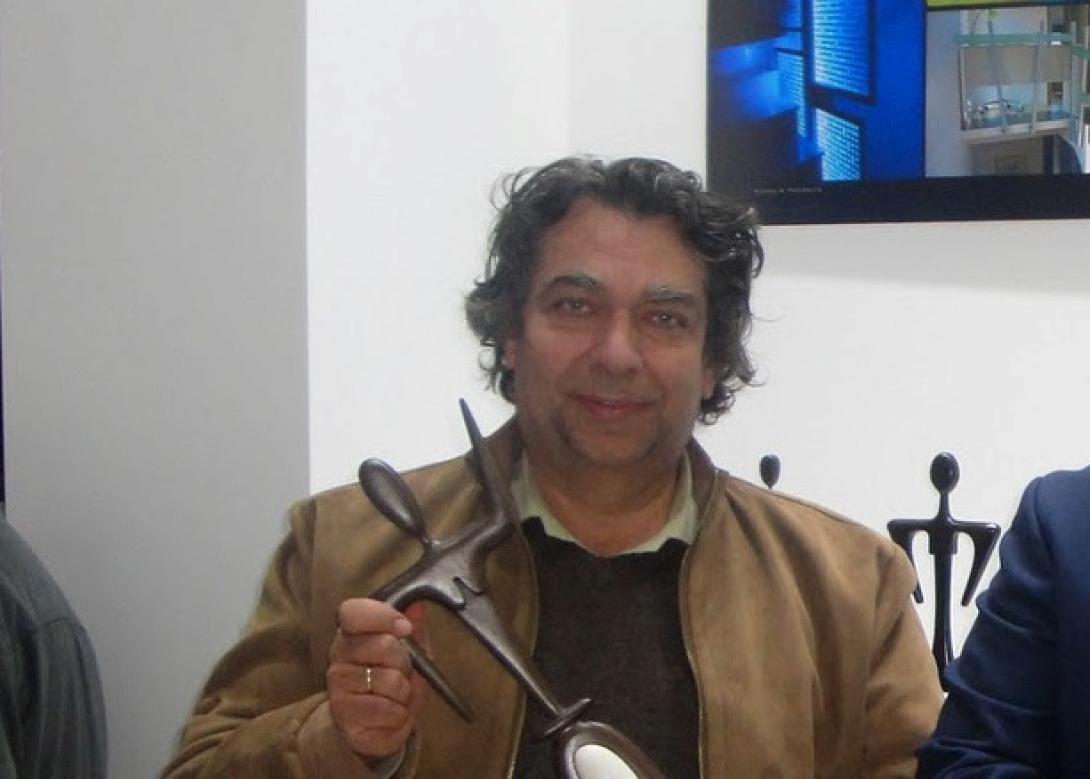 νίκος σωτηριάδης γλύπτης