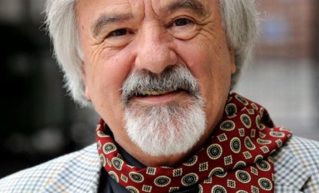 "Να ελεγχθεί η εγκυρότητα της αναγόρευσης Ρίχτερ από το Πανεπιστήμιο Κρήτης"