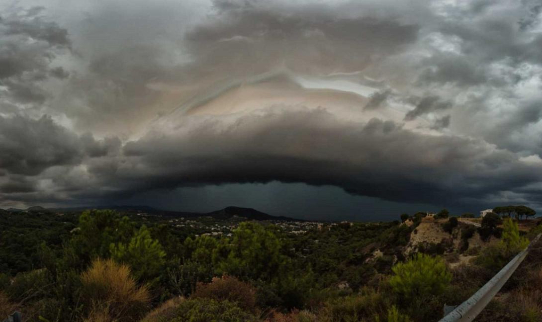 SHELF CLOUD