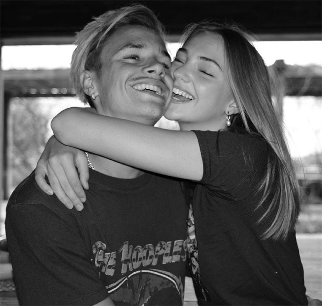 romeo-beckham-girlfriend-mia-z.jpg