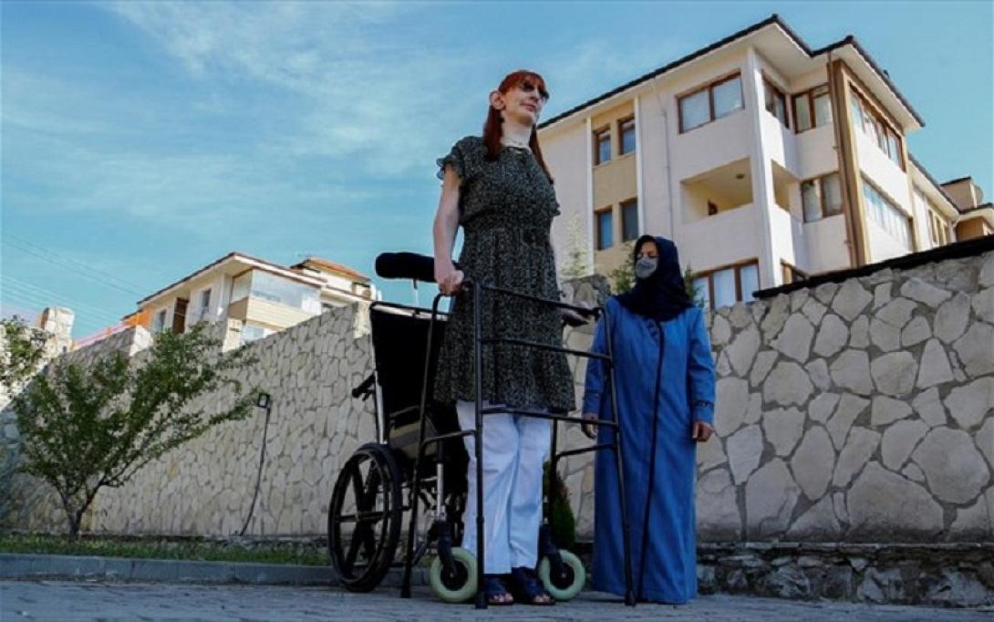 η πιο ψηλη γυναικα