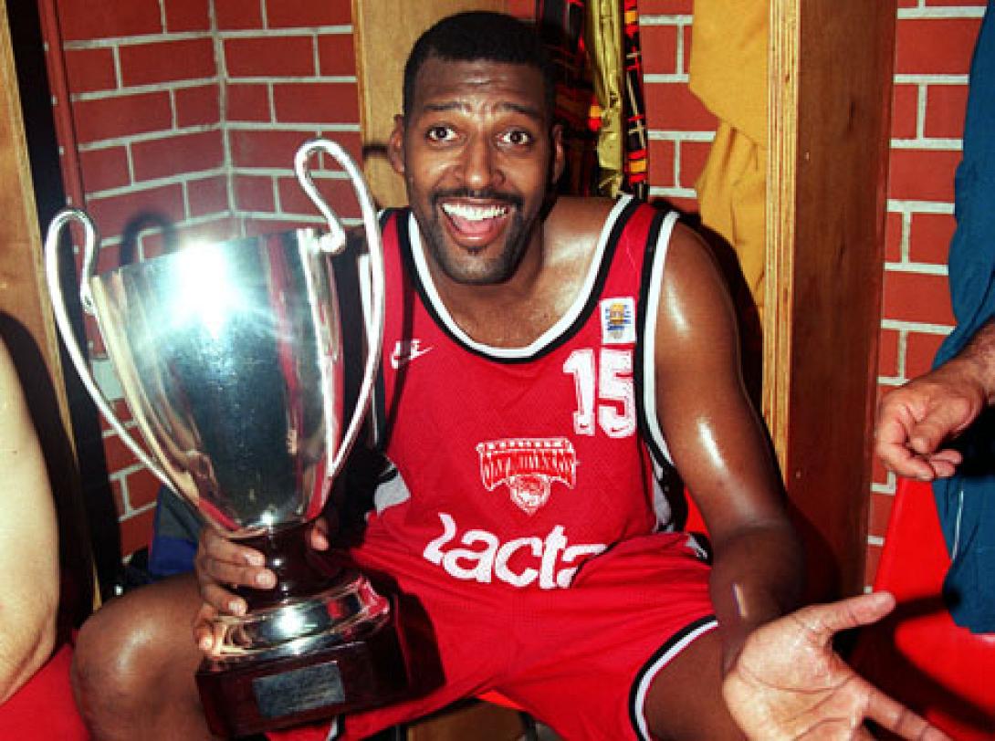 Παγκόσμια θλίψη για το χαμό του μεγάλου Ρόι Τάρπλει