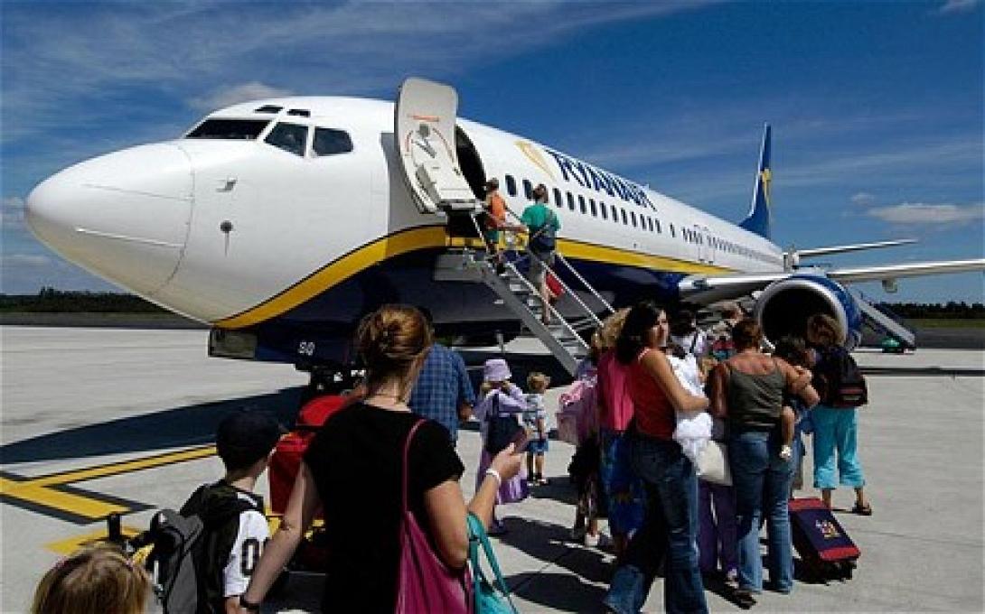 Η Ryanair θα κάνει 2.800 προσλήψεις στην Ελλάδα