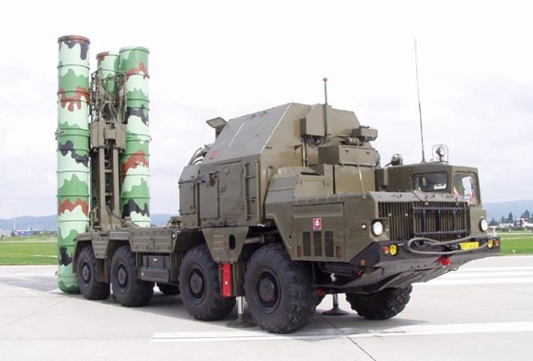 Η Μόσχα σκέφτεται να εφοδιάσει το Ιράν με S-300