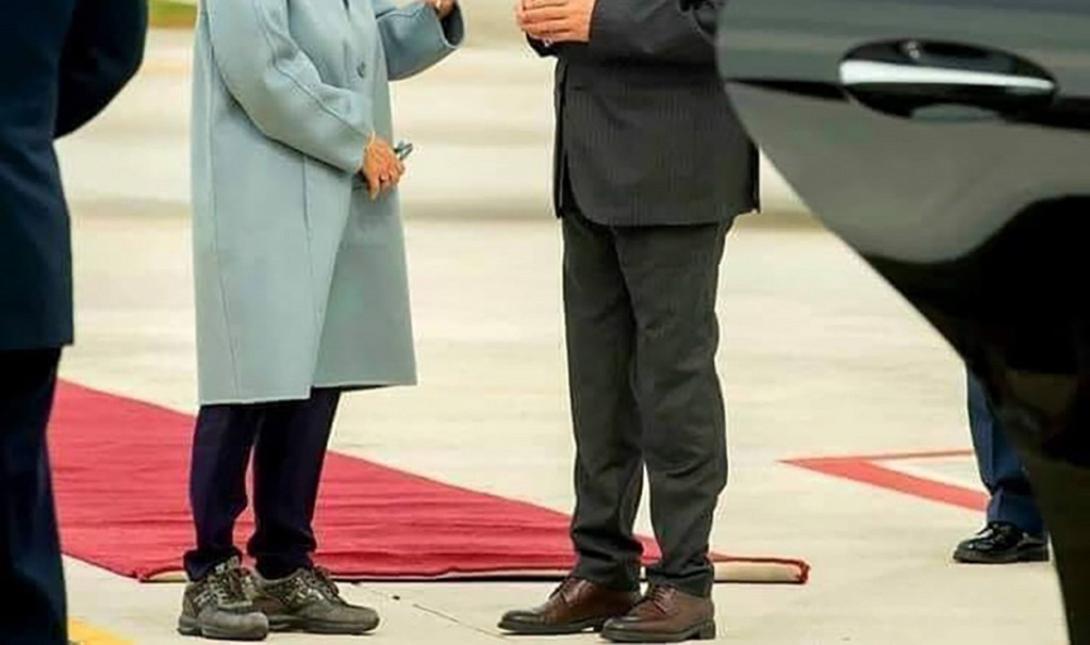 τα σπορ παπουτσια της σακελλαροπουλου