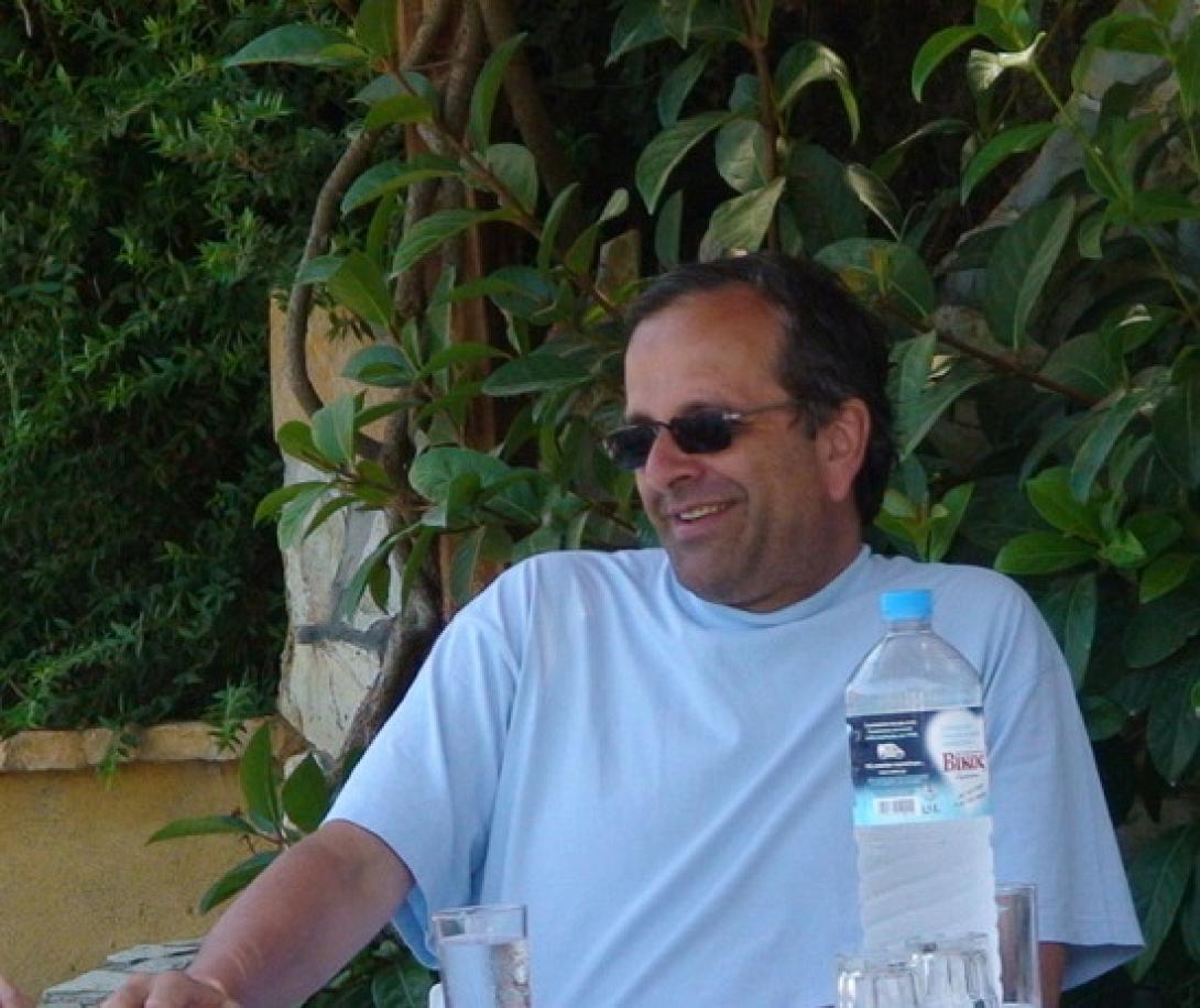 Στο κρεβάτι με ισχυαλγία ο Αντώνης Σαμαράς