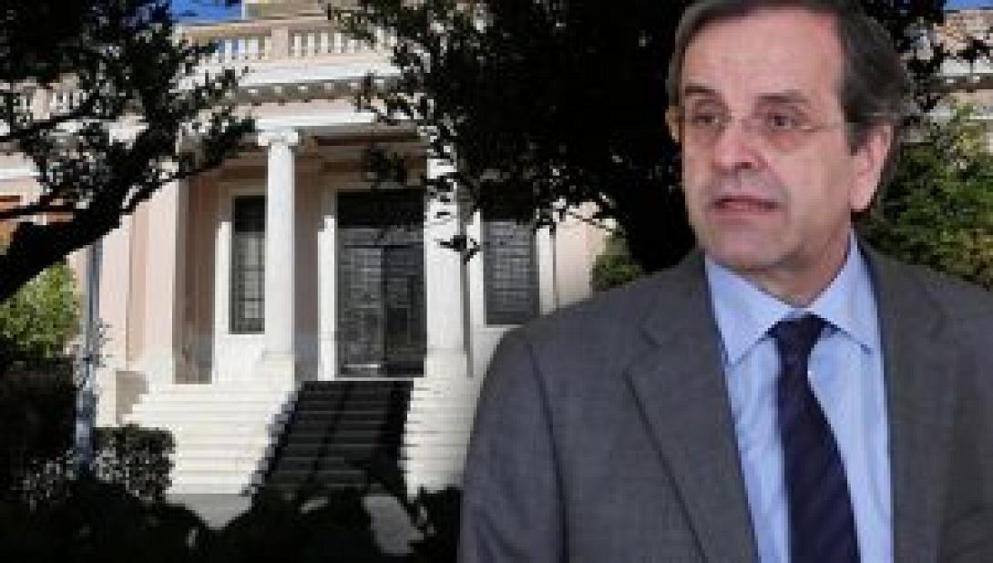 Ανασχηματισμός: Μία από τα ίδια ή ... άλλαξε ο Μανωλιός!