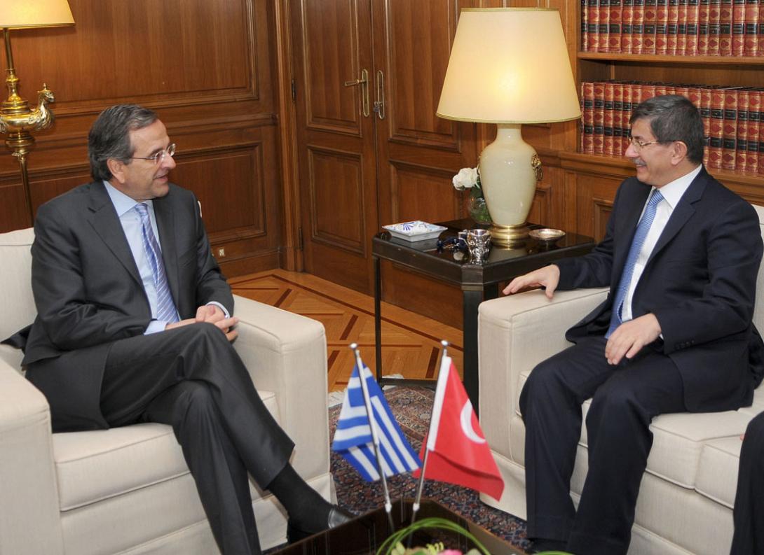 Ολοκληρώθηκε η συνάντηση Σαμαρά με Νταβούτογλου - Το Κυπριακό βασικό θέμα συζήτησης
