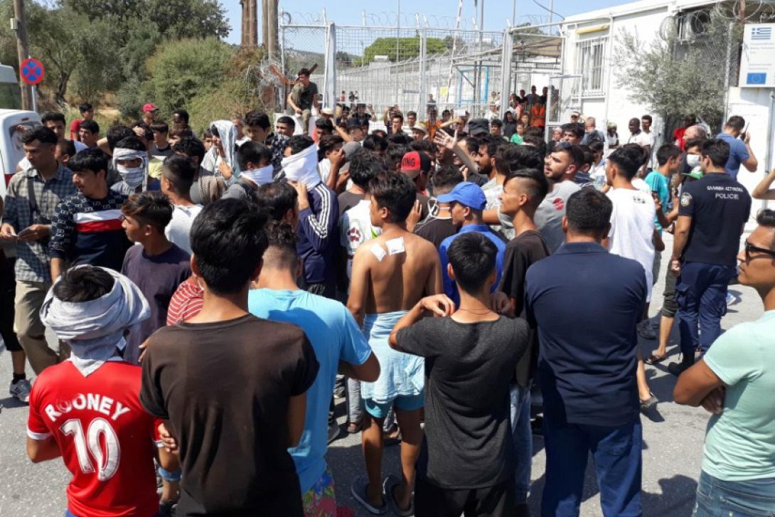 Σοβαρά επεισόδια στο hot spot της Σάμου